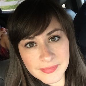 Meet your Posher, Anick